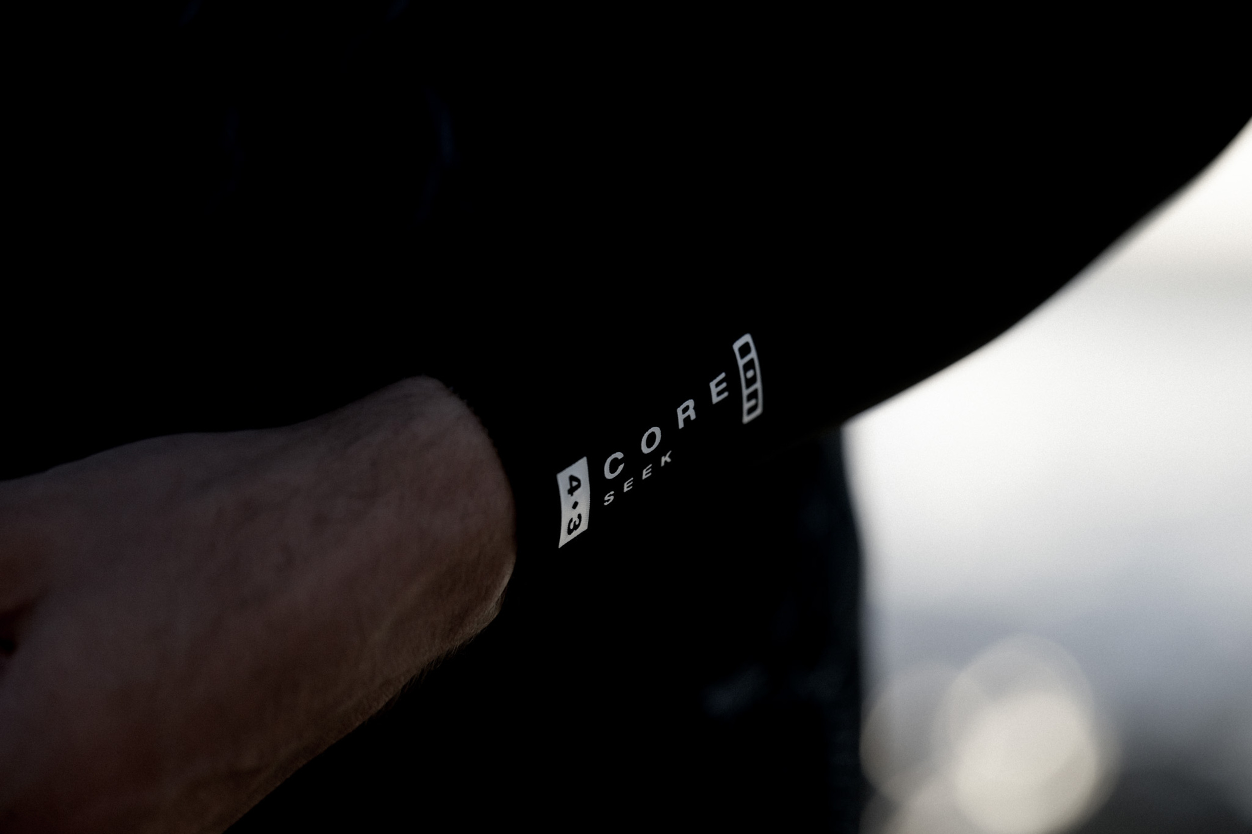 ION ����������� Seek Core 5/4 BZ (48232-4425) distorted-black 25 (50 M)-