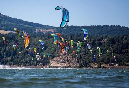 Grom Gormley   Kiteboarding 4 Cancer 2013