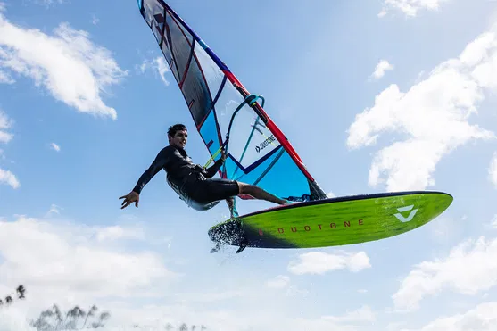 DUOTONE WIND ����� ������� Ultra FreeWave SLS 84 (14250-1006) 25-