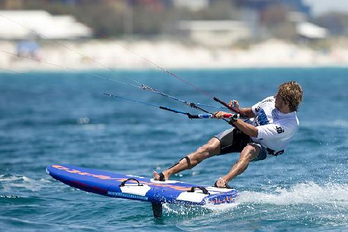 Florian Gruber – абсолютный победитель Kiteracing Oceanic Championships