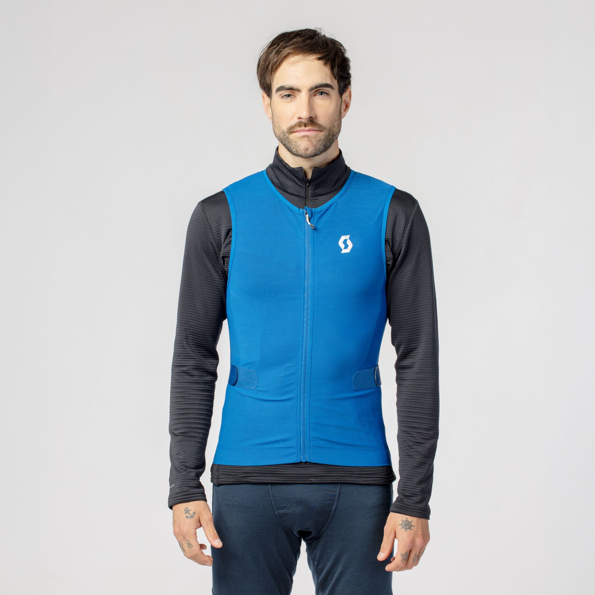 SCOTT ������ ����� AirFlow black/white ES420613-1007 (L)-