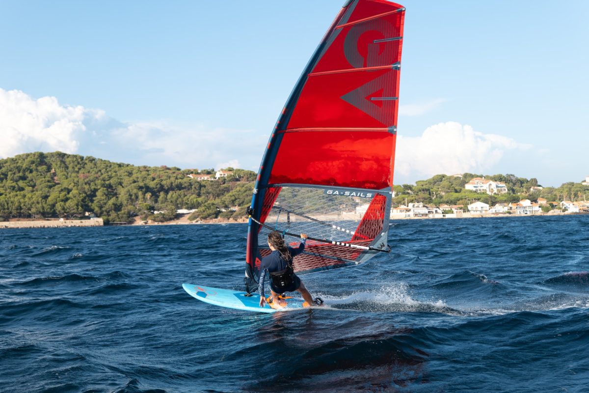 GAASTRA  Hybrid - HD 6.4 24 ()-