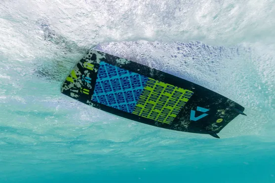 DUOTONE KITE ����� Shred 128/37 (Finbox FS 4.5 Glass 15) (44250-3434) 25-