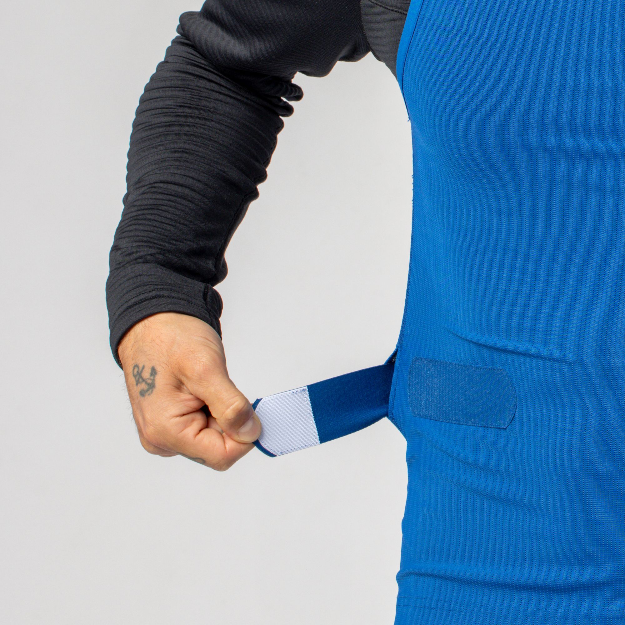 SCOTT ������ ����� AirFlow black/white ES420613-1007 (L)-