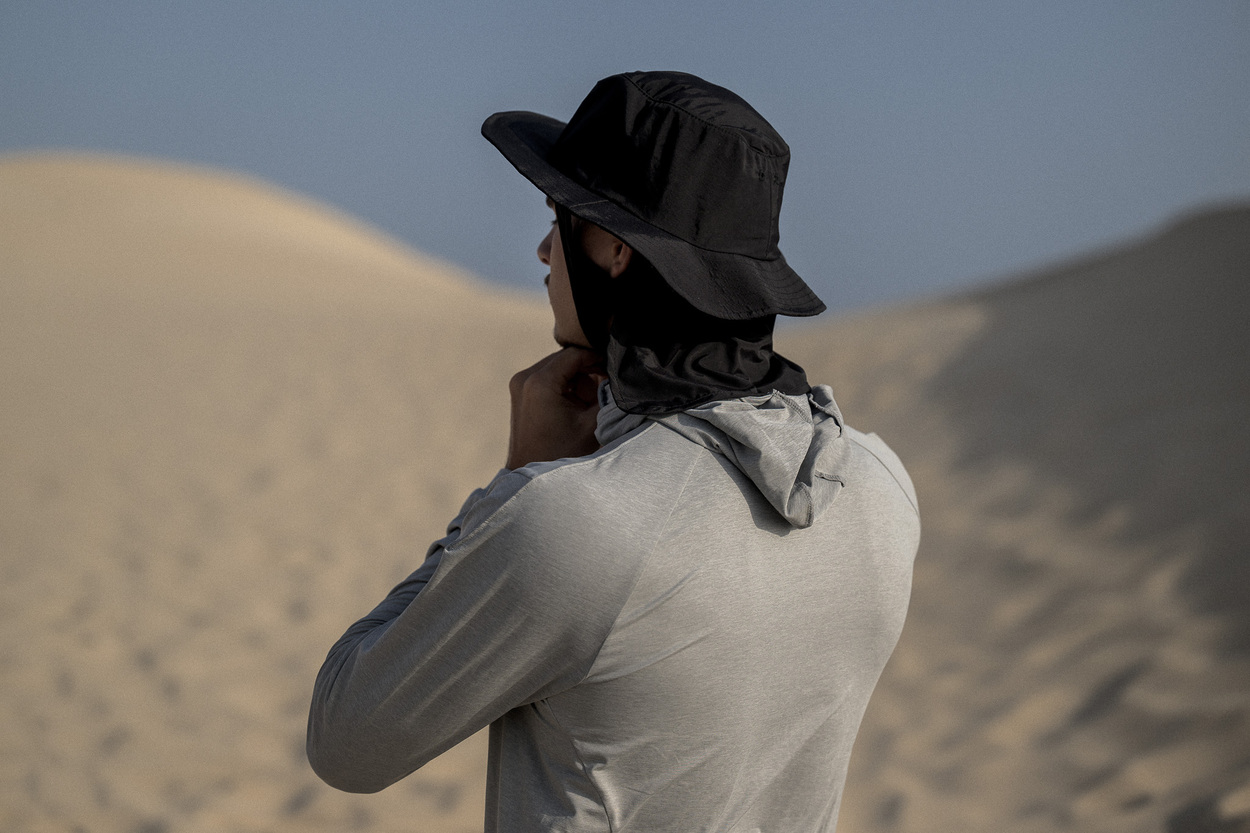 ION ������ Beach Hat (48260-7085) ������ 26 (M/L)-