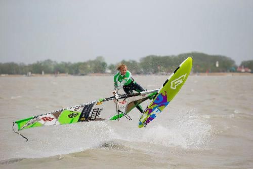  : Max Rowe      UKWA