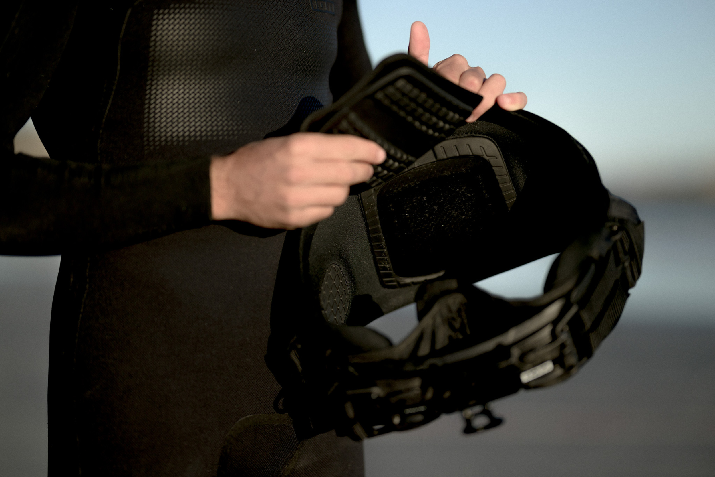 ION �������� Kite ���� RIOT Curv (48252-4709) ���� 25 (46/XS)-